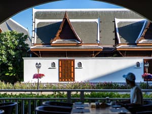 thumbnail: Restaurant