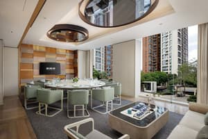 thumbnail: Dining room