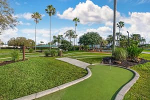 thumbnail: Golf