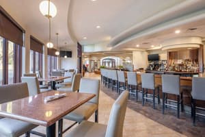 thumbnail: Bar (on property)