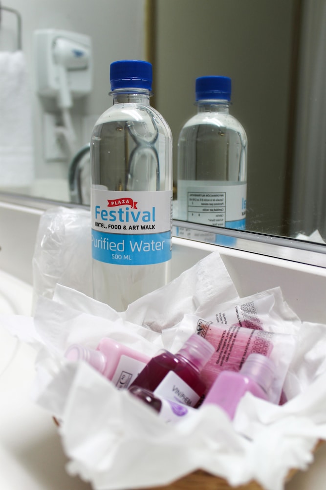 Bathroom amenities