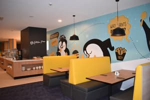 thumbnail: Restaurant