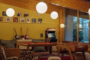thumbnail: Game room