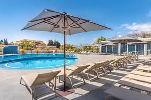 thumbnail: Outdoor pool
