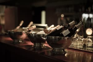 thumbnail: Bar (on property)