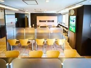 thumbnail: In-room dining