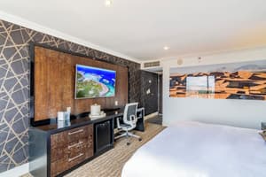thumbnail: Room