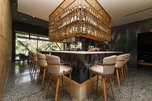 thumbnail: Bar (on property)