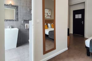 thumbnail: Bathroom