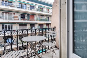 thumbnail: Balcony
