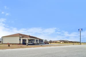 thumbnail: Exterior