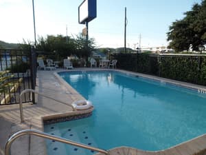 thumbnail: Pool