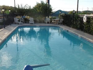 thumbnail: Pool