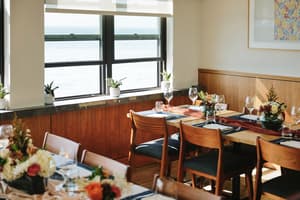 thumbnail: Restaurant