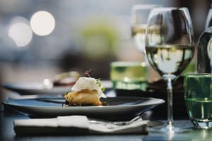 thumbnail: Dining
