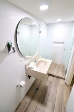thumbnail: Bathroom