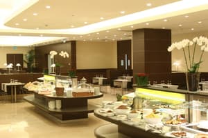 thumbnail: Restaurant
