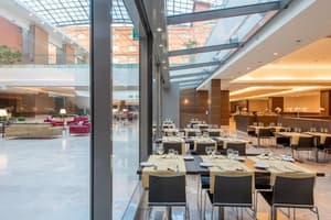 thumbnail: Restaurant