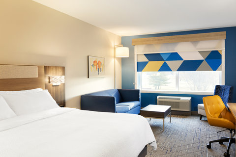 Indulge yourself in our warm, welcoming guest rooms.