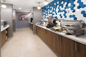 thumbnail: Breakfast area