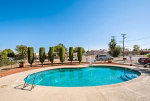 thumbnail: Outdoor pool