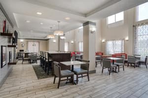 thumbnail: Breakfast area