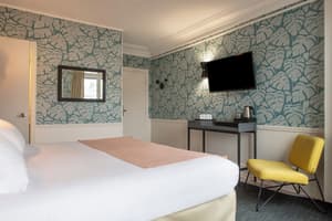 thumbnail: Room