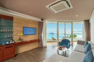 thumbnail: Living room