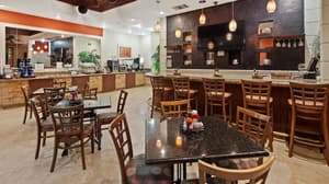 thumbnail: Breakfast area