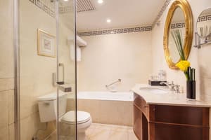 thumbnail: Bathroom