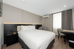 thumbnail: Room