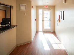 thumbnail: Interior entrance