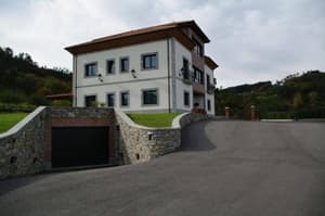 thumbnail: General view