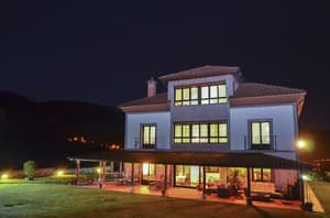 thumbnail: General view