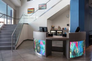 thumbnail: Lobby lounge
