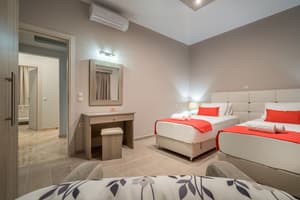thumbnail: Interior