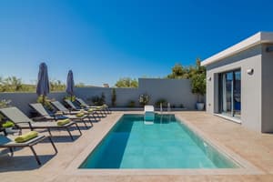 thumbnail: Terrace/patio