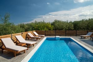 thumbnail: Private pool
