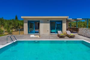 thumbnail: Private pool