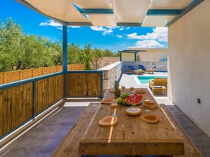 thumbnail: Terrace/patio
