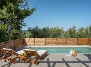 thumbnail: Garden view