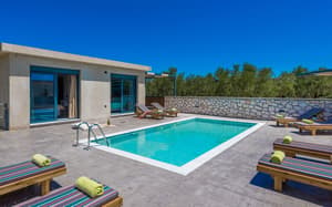 thumbnail: Garden view
