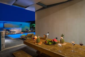 thumbnail: Garden view