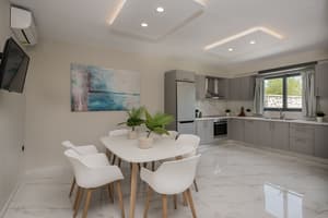 thumbnail: Living room