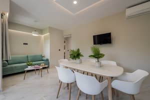 thumbnail: Living area