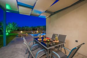 thumbnail: Terrace/patio