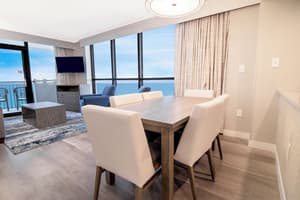 thumbnail: Dining room