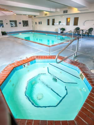 thumbnail: Pool
