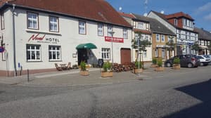 thumbnail: Front of property