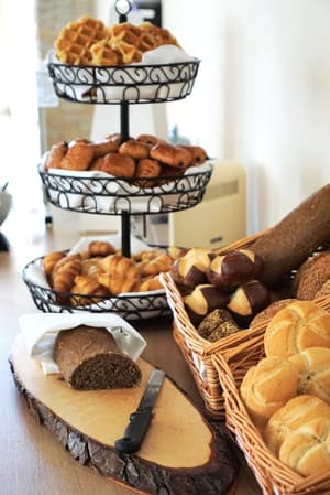 thumbnail: Breakfast buffet